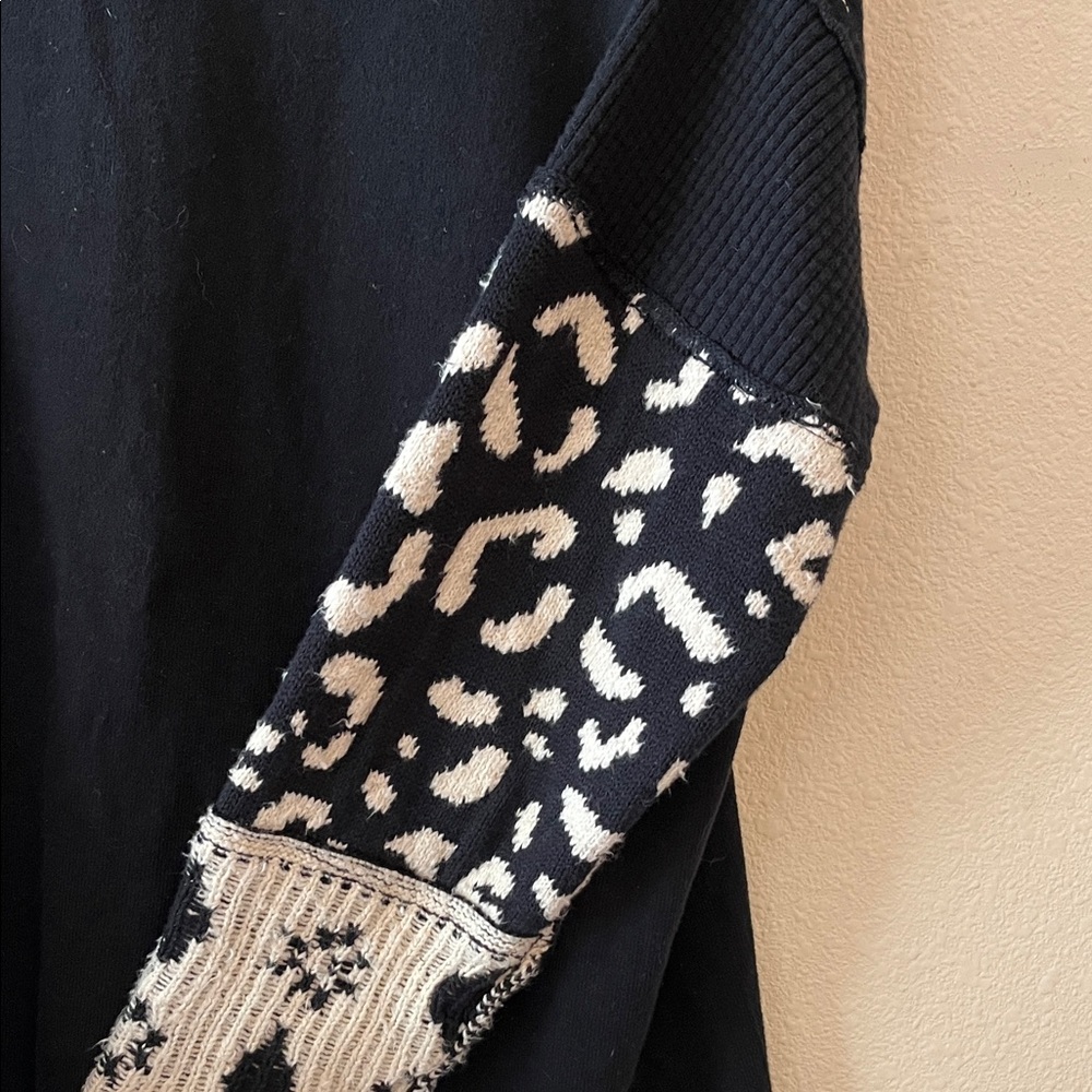 We The Free Tiger Style Cuffs - Picture 12 of 16
